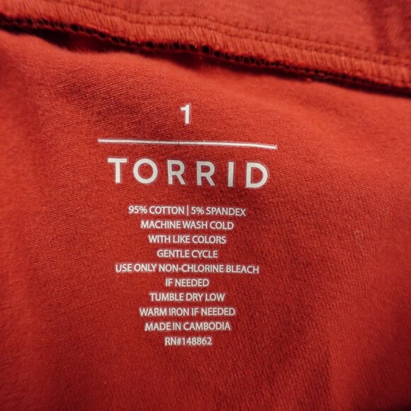 Torrid Premium Leggings 1X 14–16 Red American Beauty Crop NWT - Picture 3 of 12